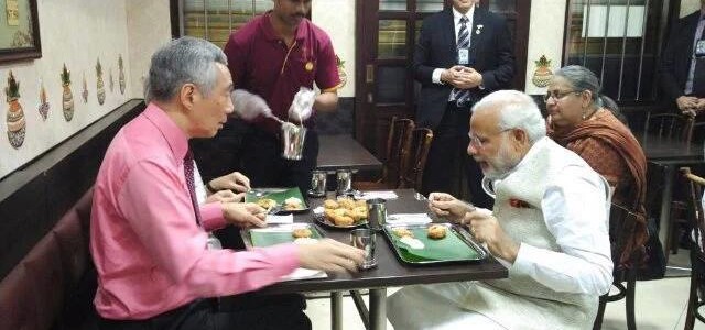 PM Lee Hsien Loong took PM Modi for the impromptu outing and later served dinner at the Komal Vilas restaurant. PM Lee Hsien Loong took PM Modi for the impromptu outing and later served dinner at the Komal Vilas restaurant.