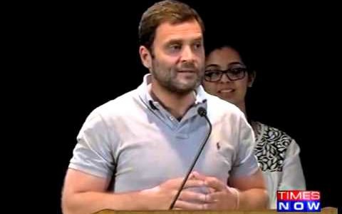 Watch ‘Make In India’, ‘Swachh Bharat’ cheer stumps Rahul Gandhi at Mount Carmel College, Bengaluru Watch ‘Make In India’, ‘Swachh Bharat’ cheer stumps Rahul Gandhi at Mount Carmel College, Bengaluru